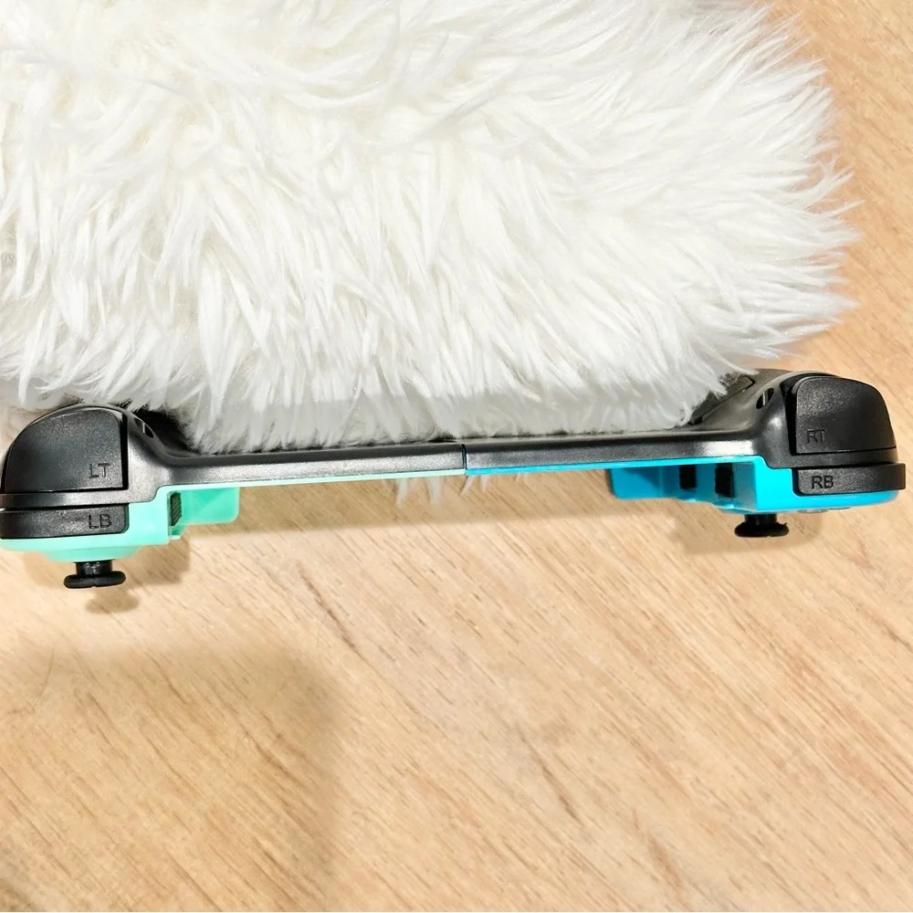 Green & Blue Bluetooth Mobile Gaming Controller